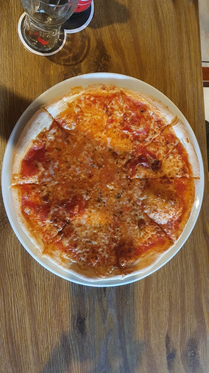 Pizza Toto Photo 9