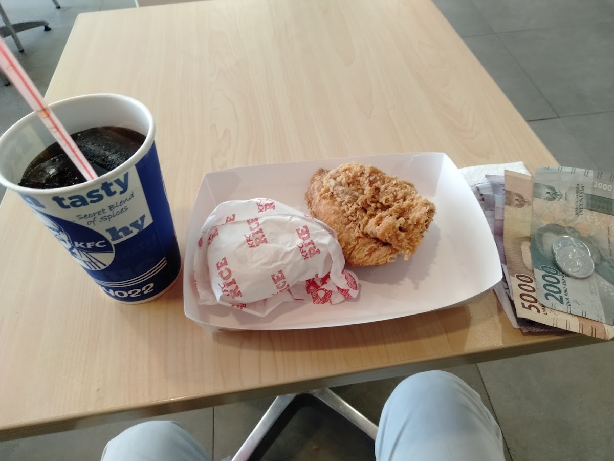 KFC Photo 9