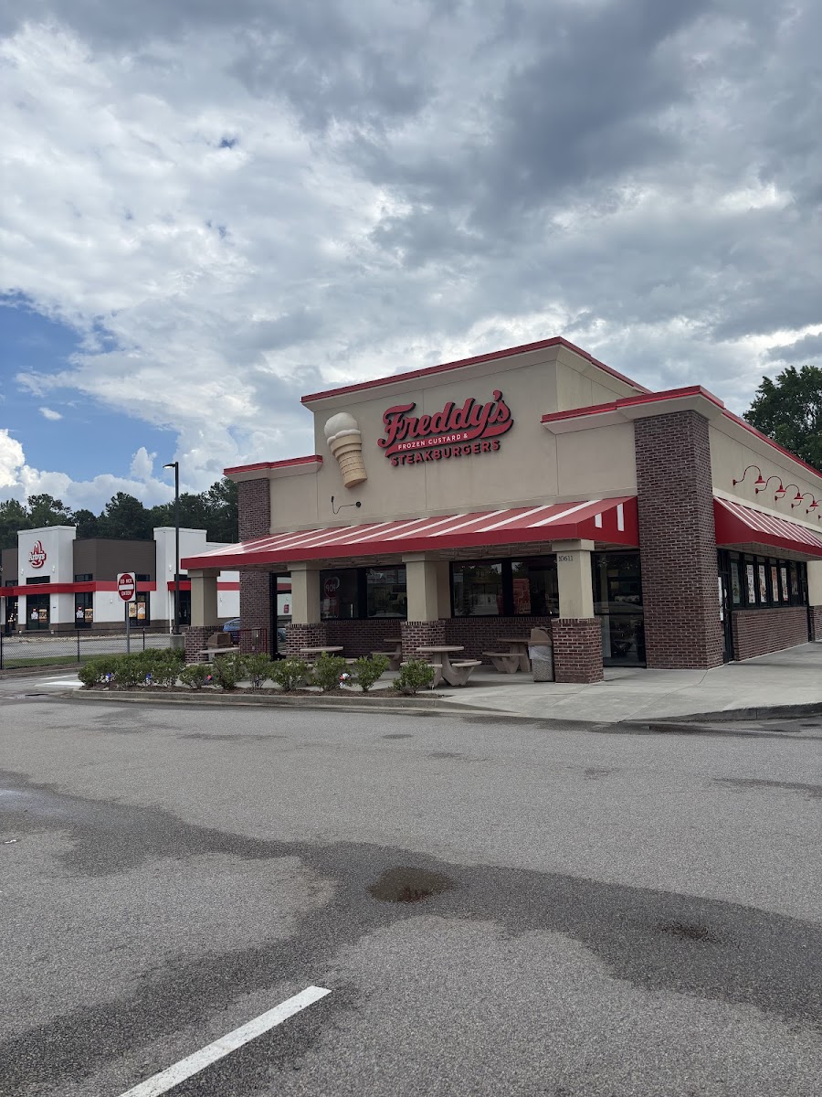 Freddy's Frozen Custard & Steakburgers