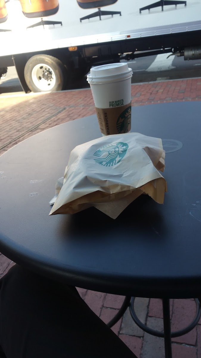 Starbucks Photo 8