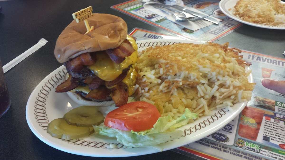 Waffle House Photo 7