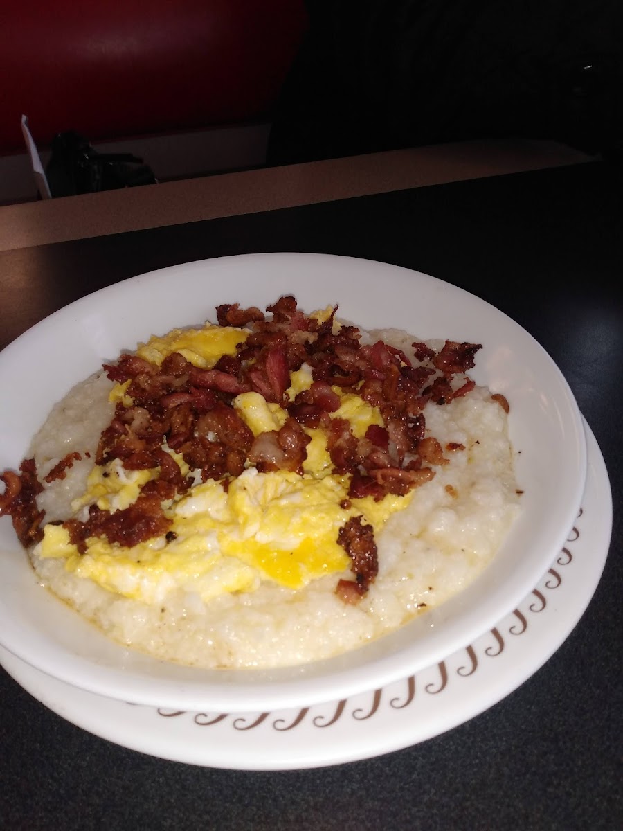Waffle House Photo 9