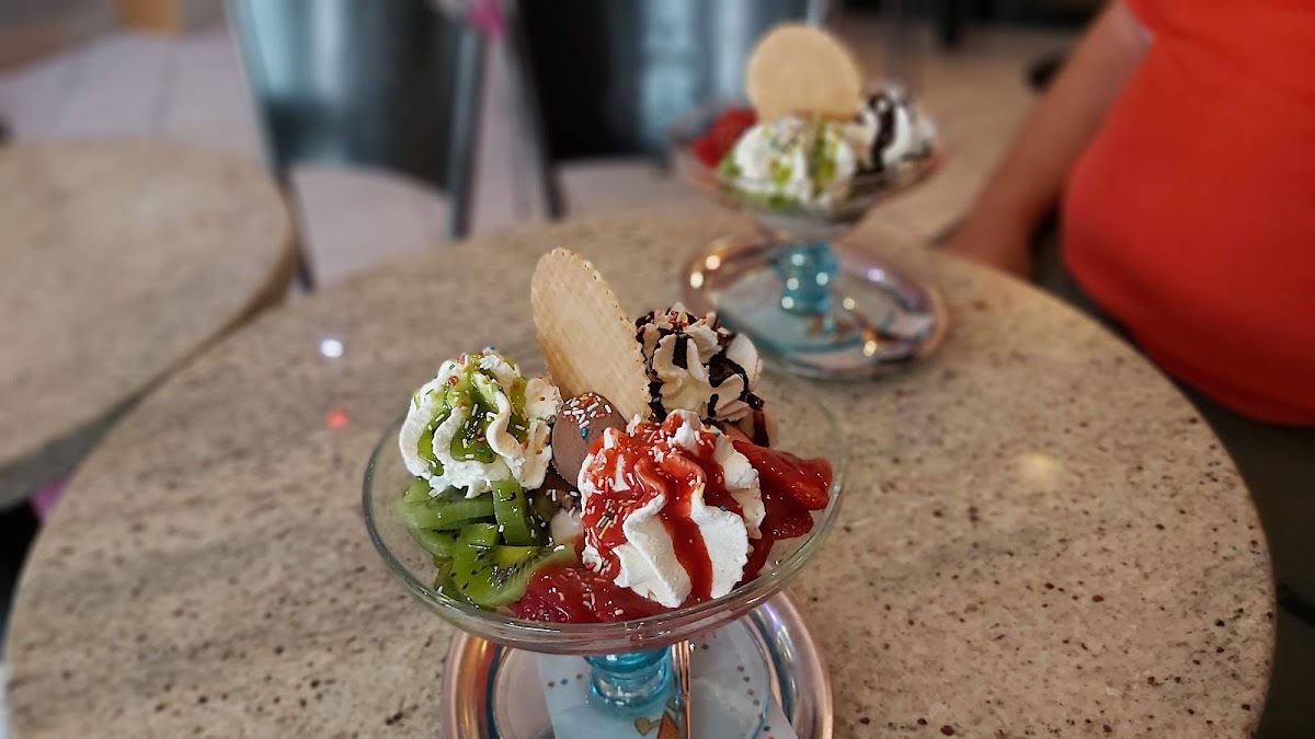Eiscafé Venezia Photo 10