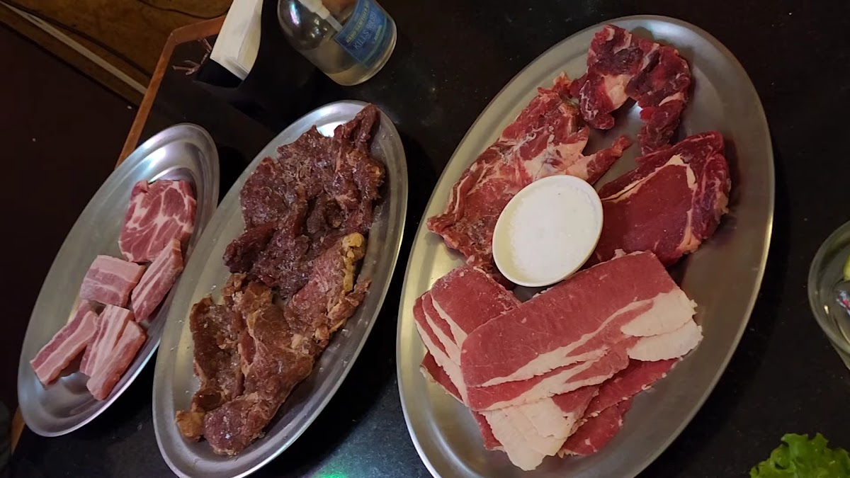 안골 숯불갈비 ANGOR Restaurante (korean barbeque) Photo 2
