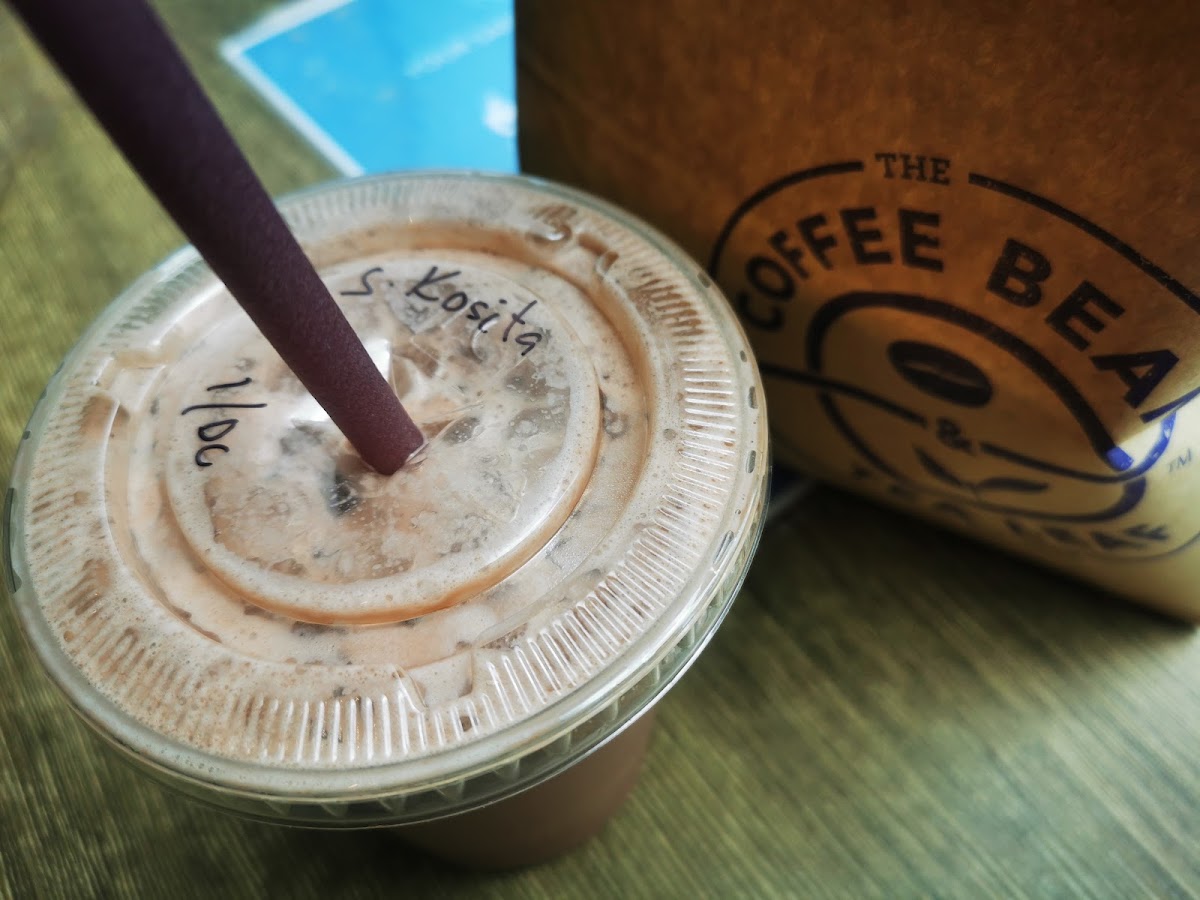 The Coffee Bean & Tea Leaf Photo 6