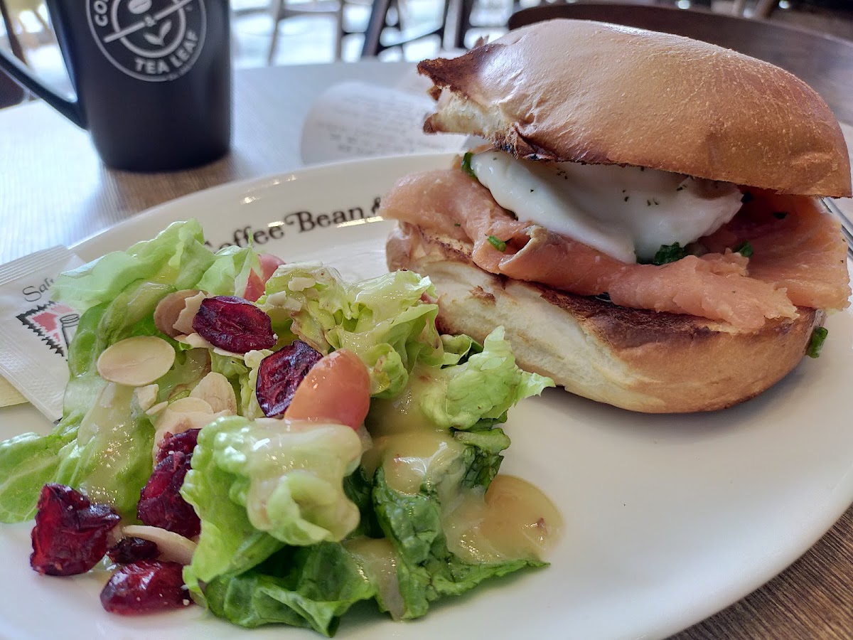 The Coffee Bean & Tea Leaf Photo 7