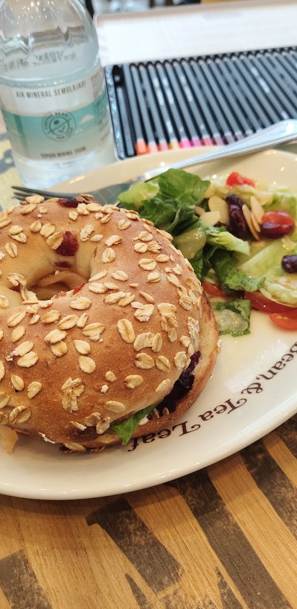 The Coffee Bean & Tea Leaf Photo 8