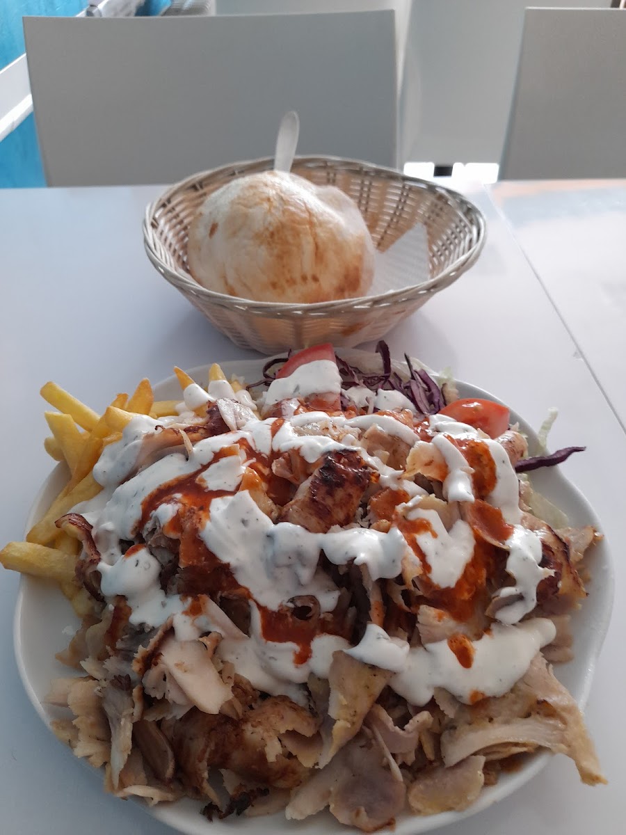 Istanbul kebab pizza Photo 4