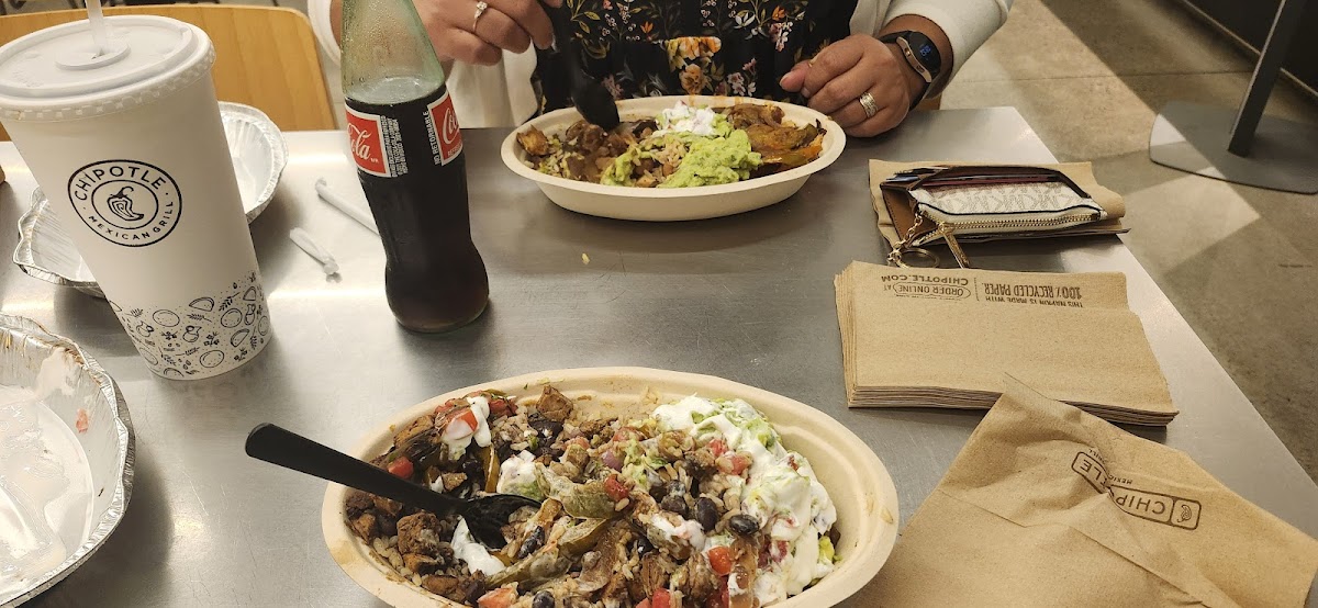 Chipotle Mexican Grill Photo 5