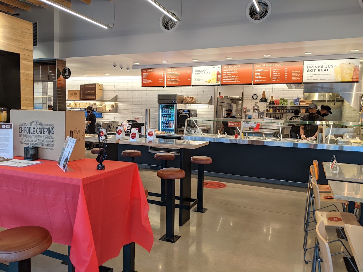 Chipotle Mexican Grill Photo 9