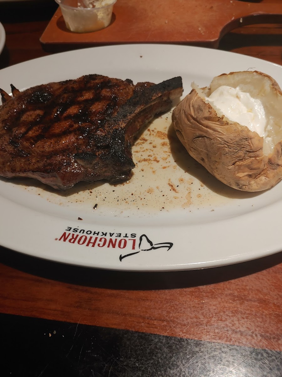 LongHorn Steakhouse Photo 5