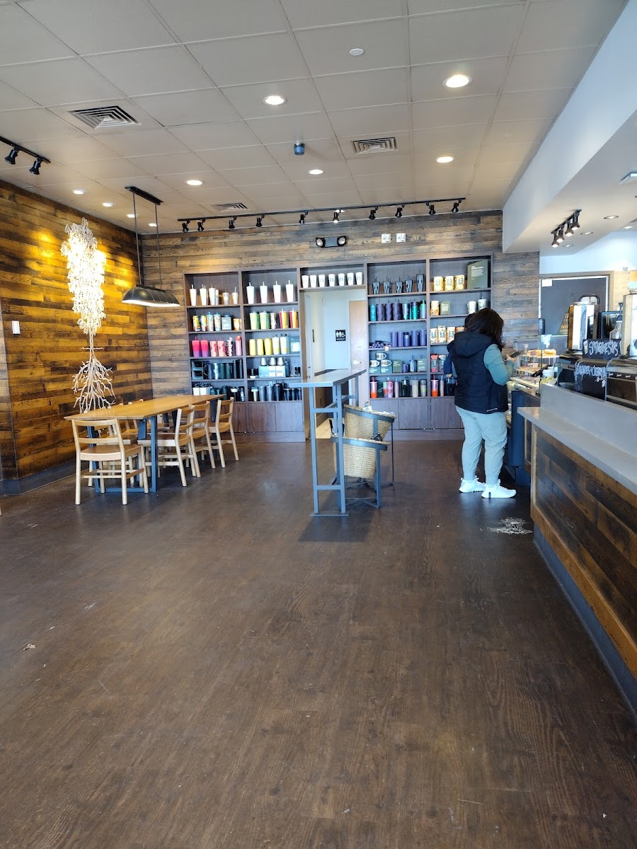 Starbucks Photo 3