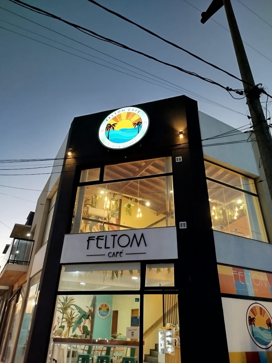 Feltom Café