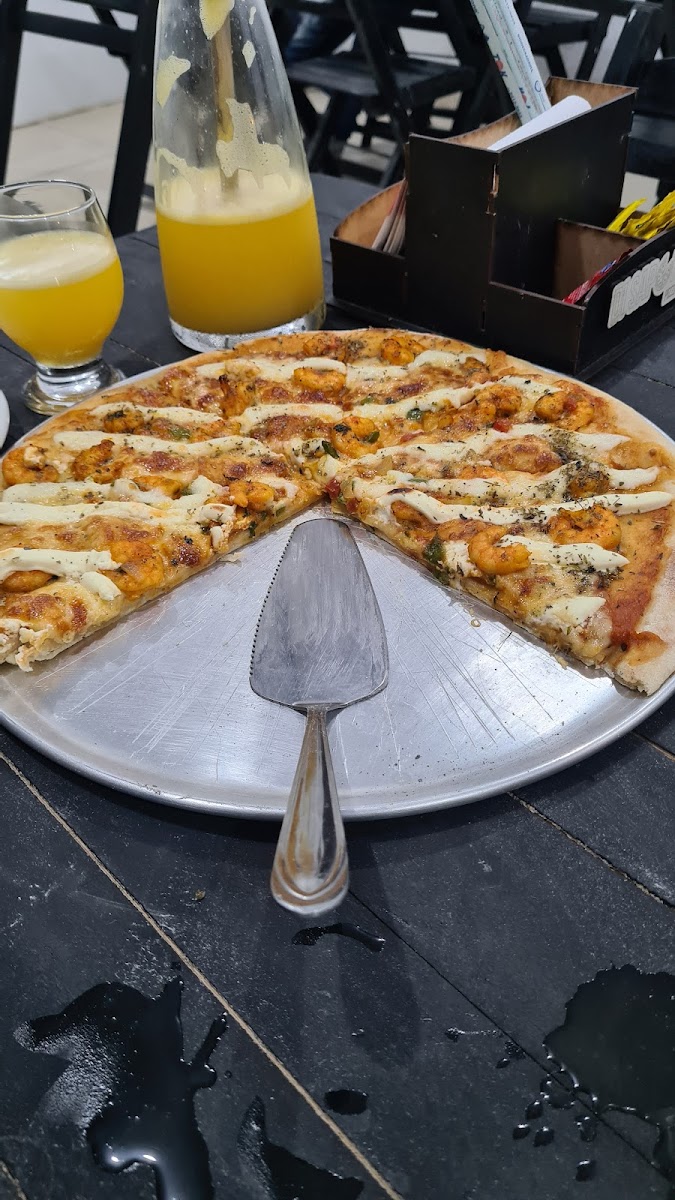 Nobres Pizzaria Photo 5