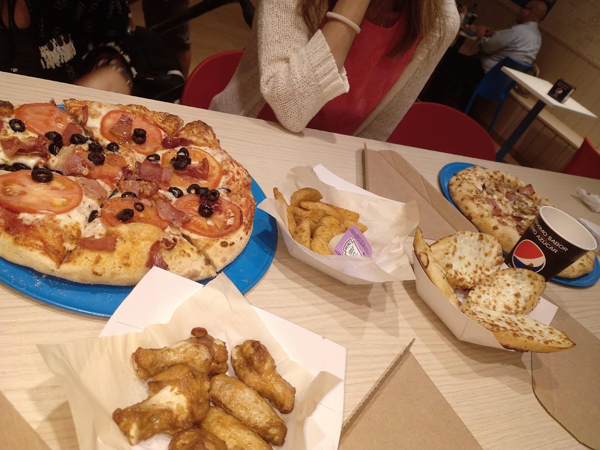 Domino's Pizza Photo 4