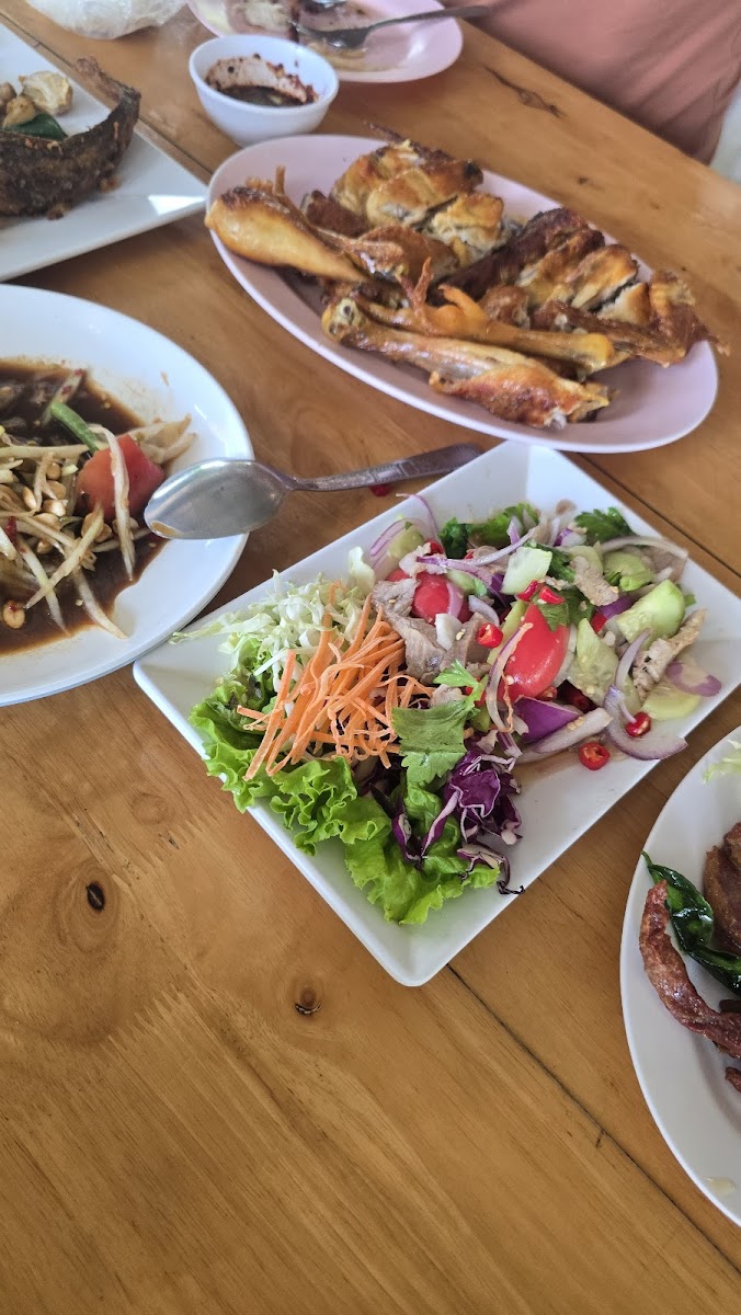 ครัวภูมิสุข เขาใหญ่ ไก่ย่างเขาสวนกวาง กม.7 Photo 5