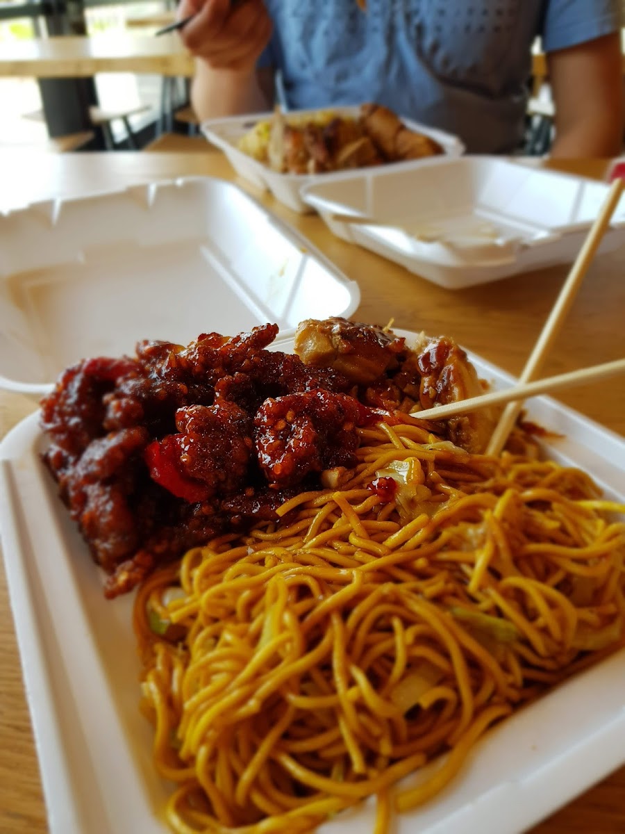 Panda Express Photo 5