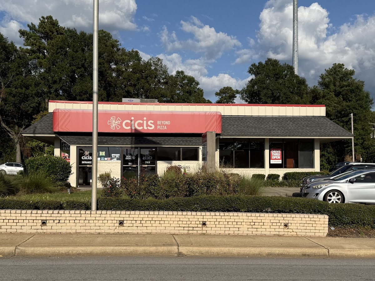Cicis Pizza
