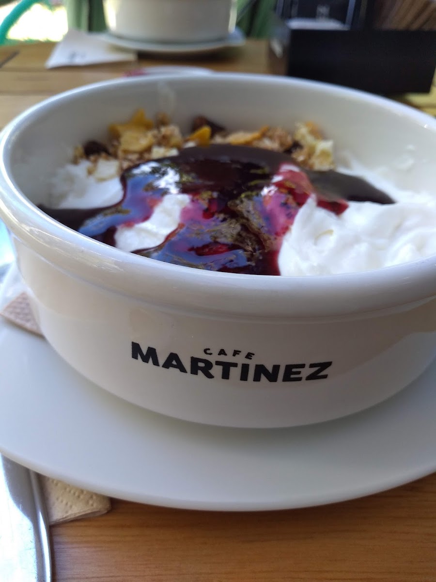 Café Martinez Photo 9