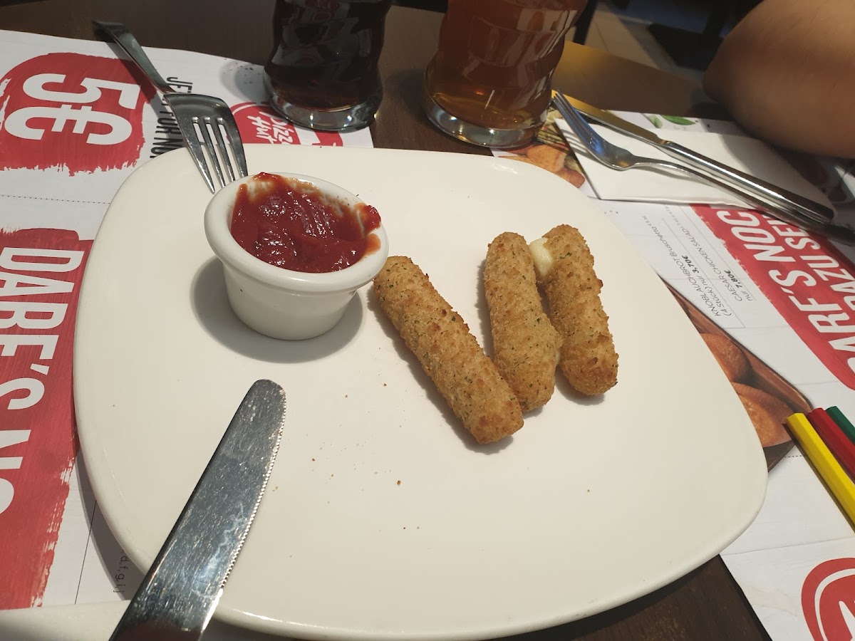 Pizza Hut Photo 8