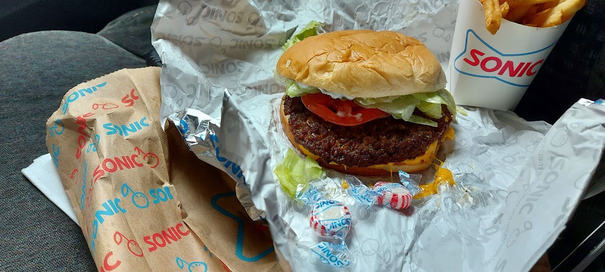 Sonic Drive-In Photo 5