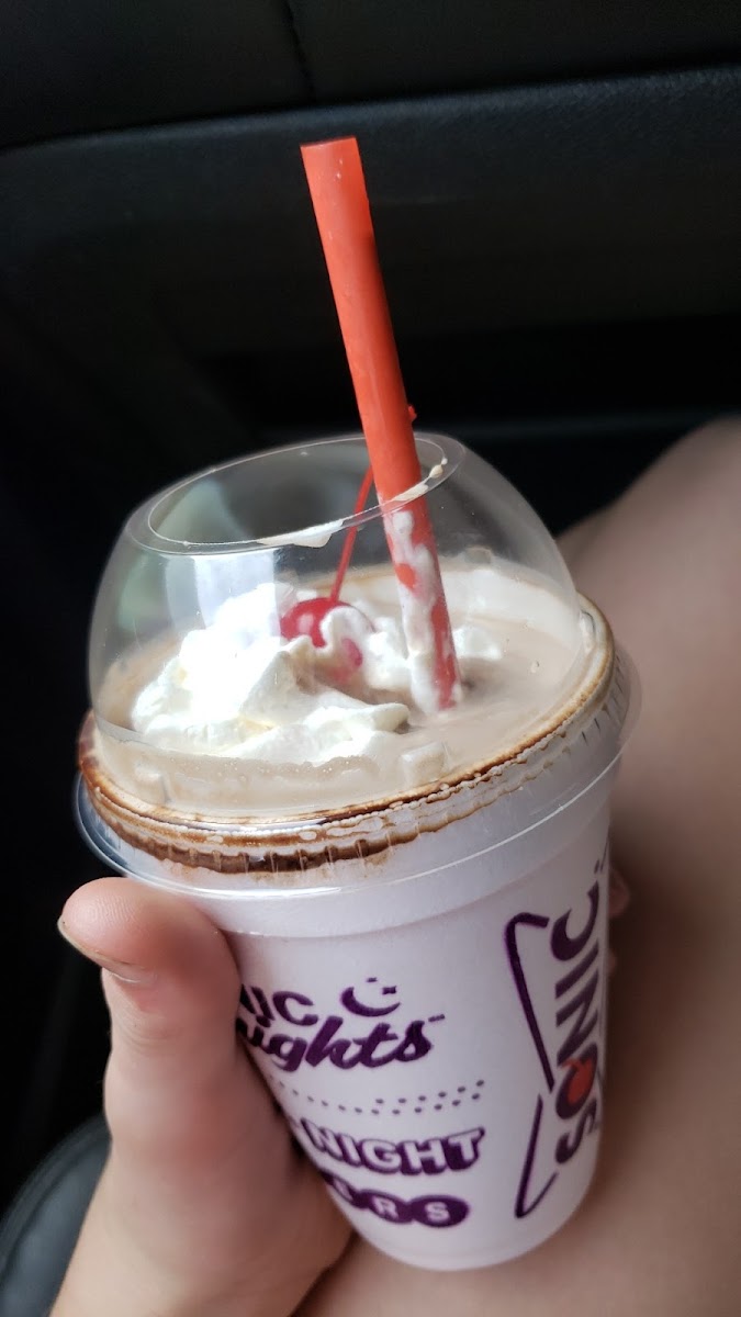 Sonic Drive-In Photo 8
