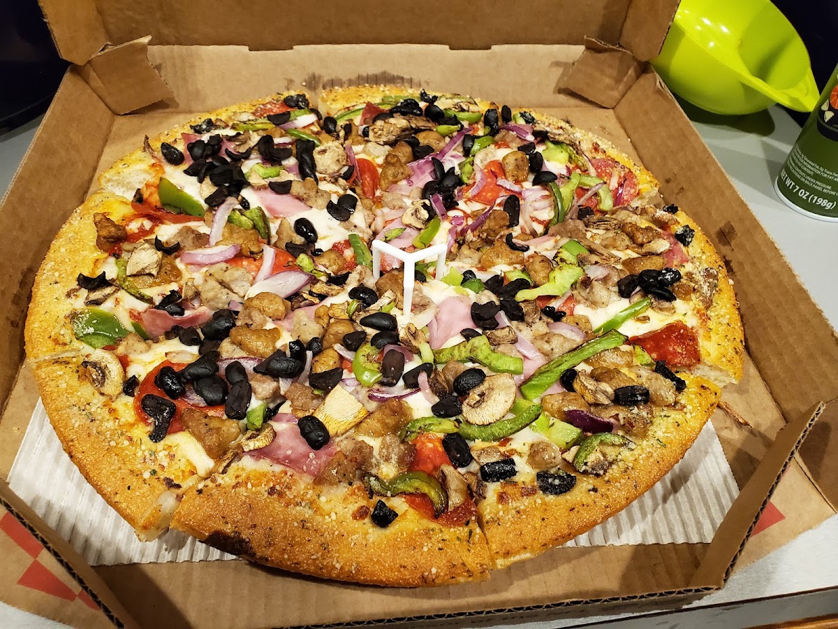 Pizza Hut Photo 3