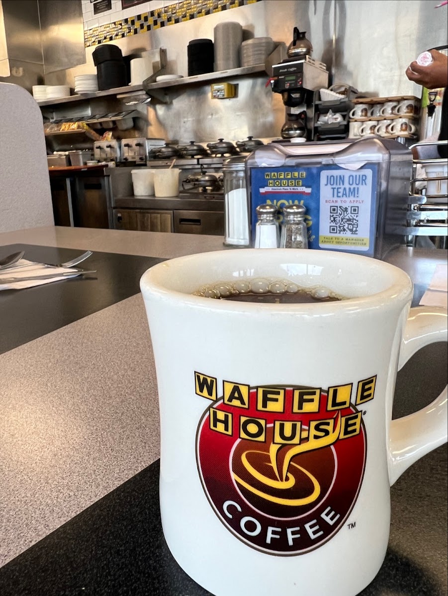 Waffle House Photo 4