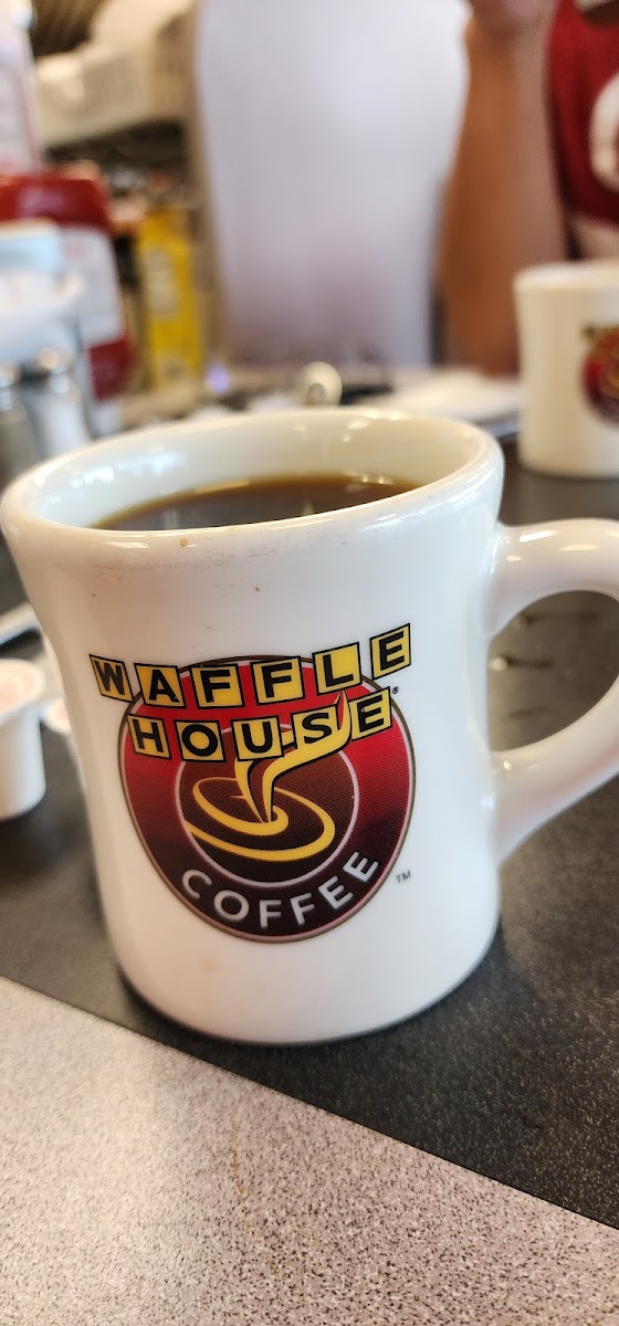 Waffle House Photo 6