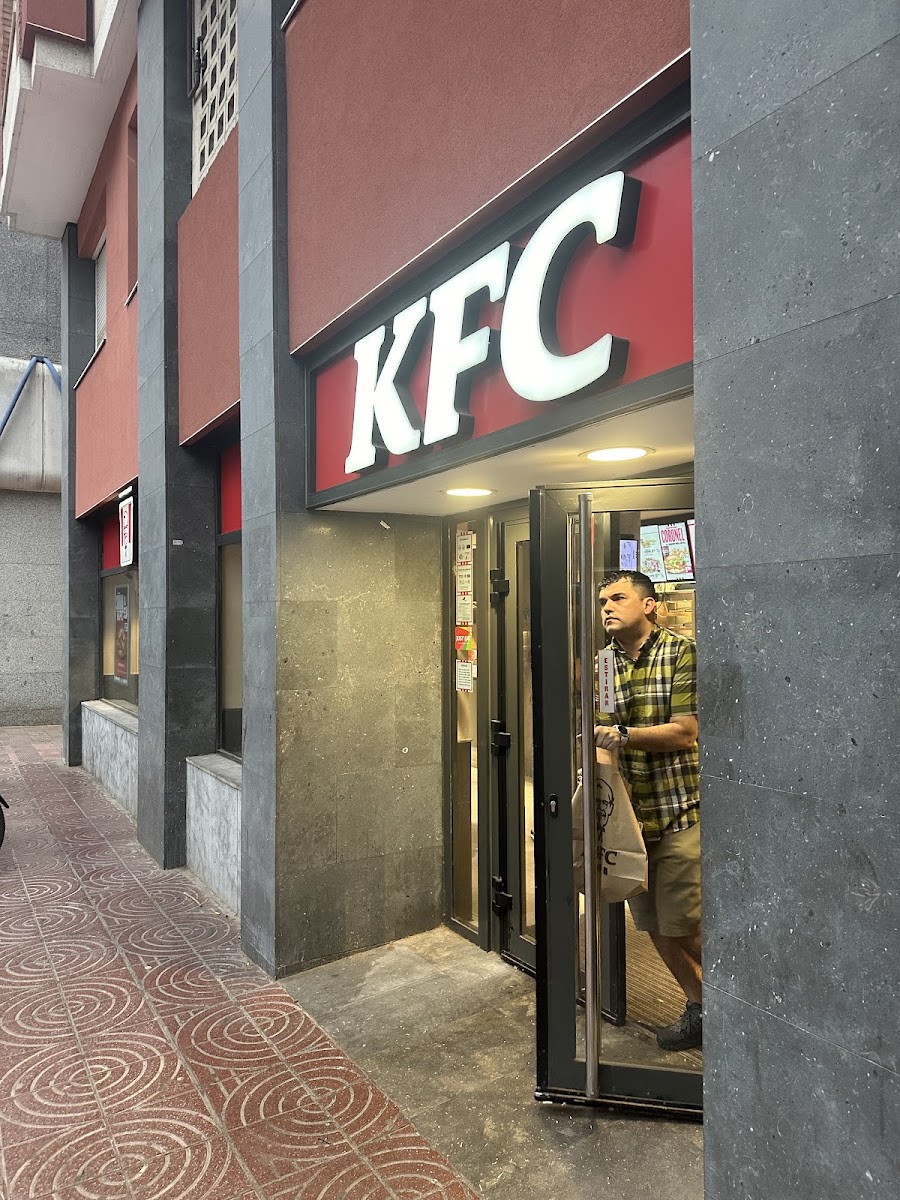 KFC Photo 4