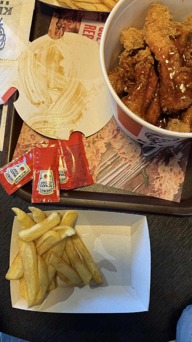 KFC Photo 8