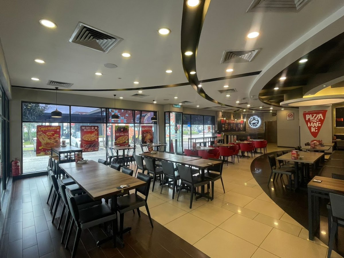 Pizza Hut