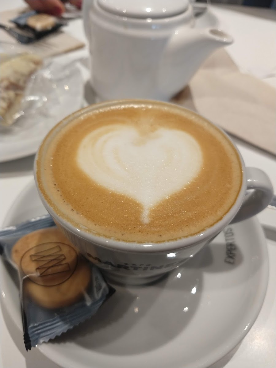 Cafe Martinez Photo 10