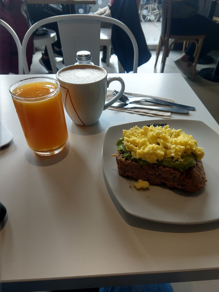 Cafe Martinez Photo 6