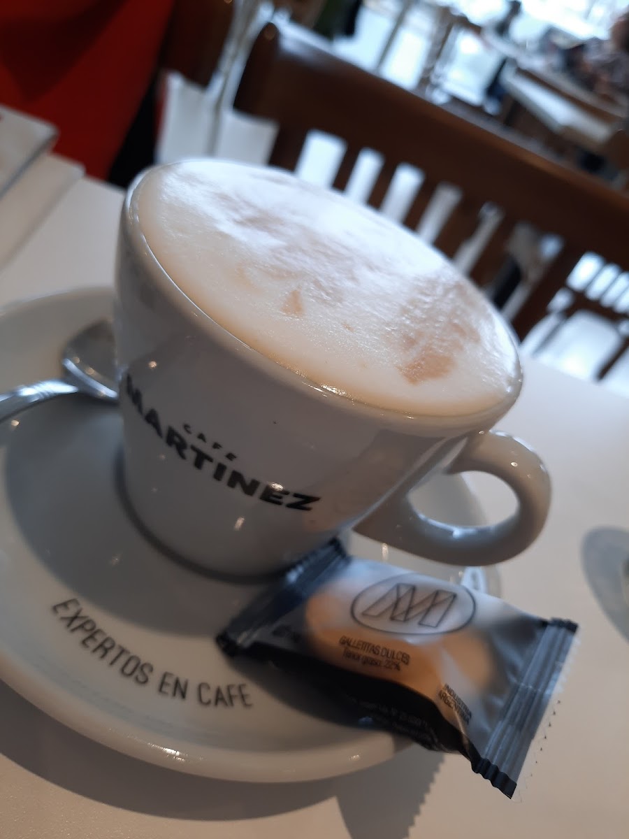 Cafe Martinez Photo 7