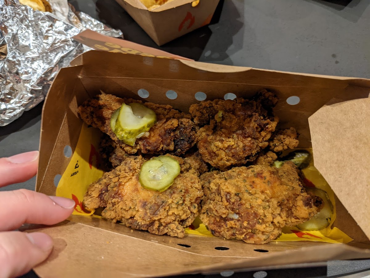Pepe Chicken by FastGoodCuisine Photo 6