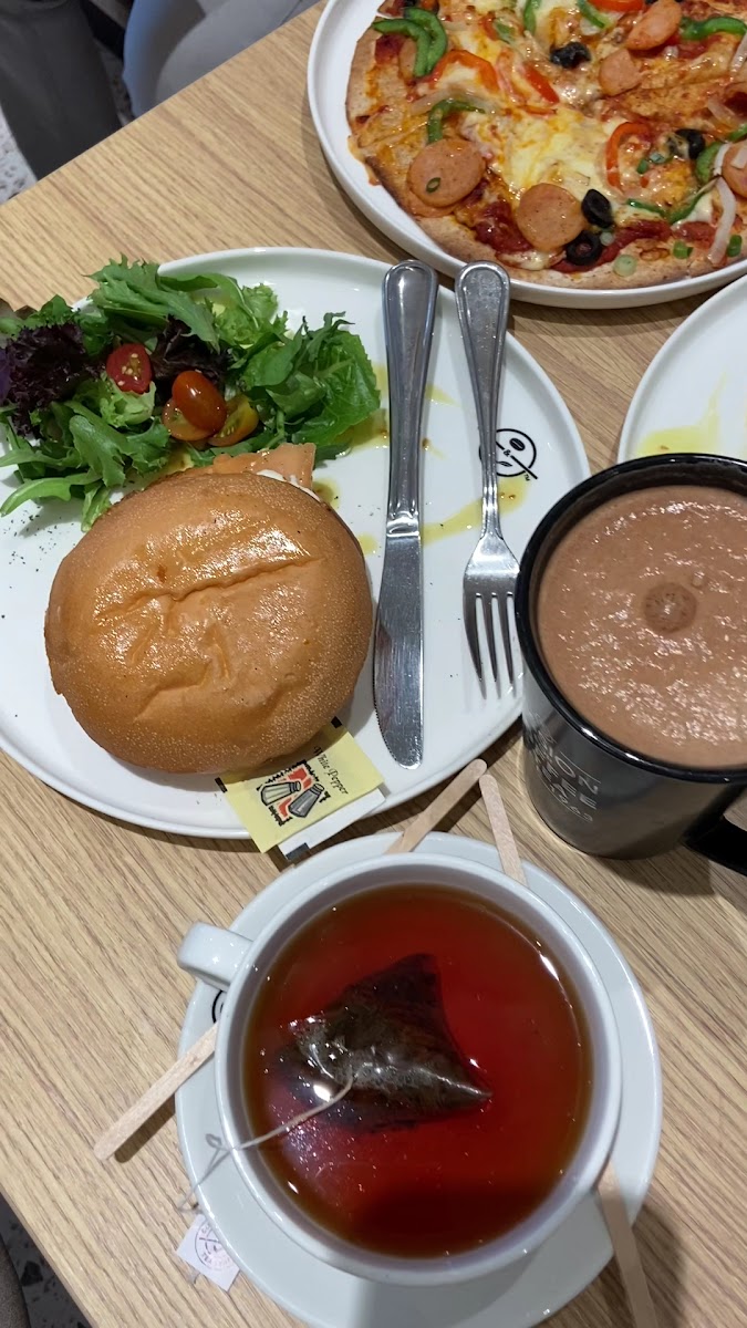 The Coffee Bean & Tea Leaf Photo 2