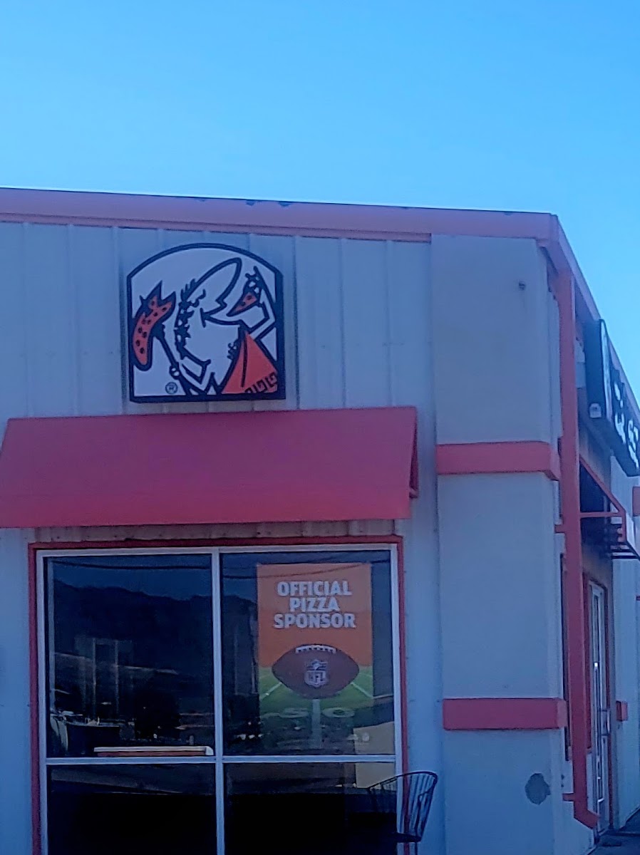 Little Caesars Pizza Photo 3