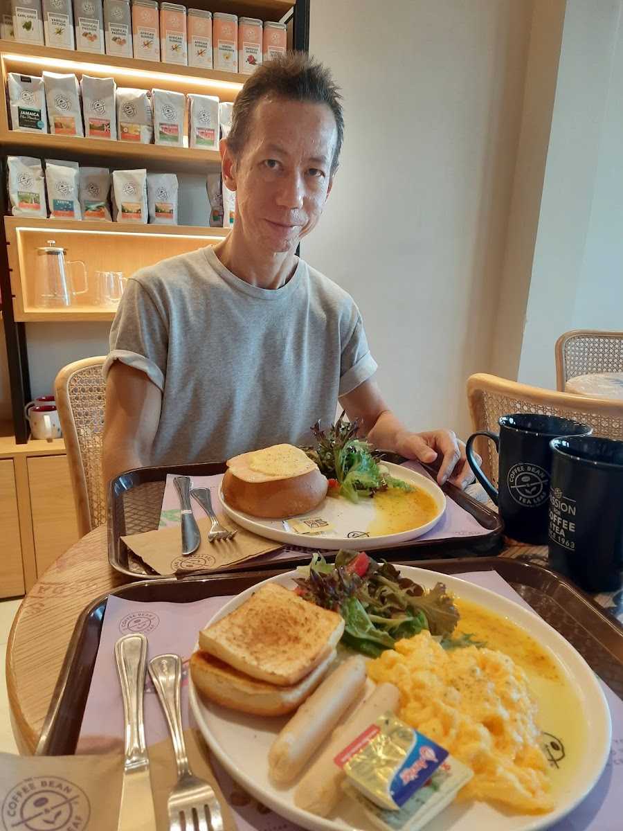 The Coffee Bean & Tea Leaf Photo 10