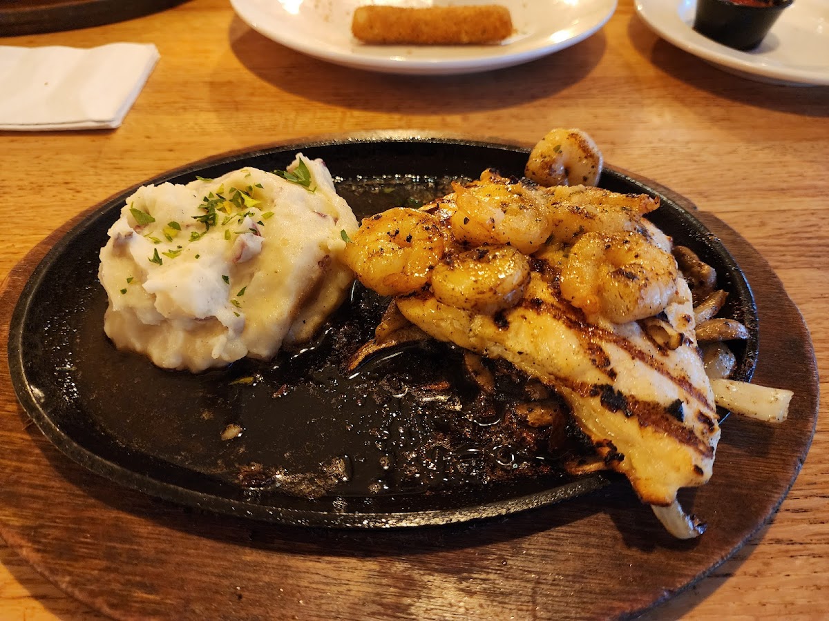 Applebee's Grill + Bar Photo 7