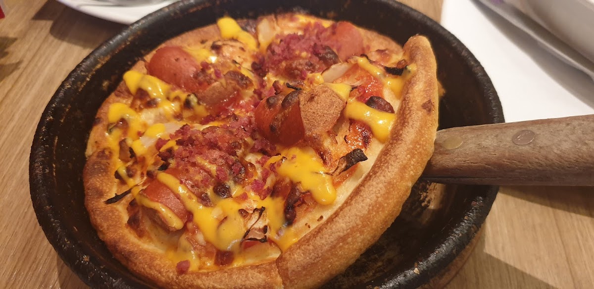 Pizza Hut Photo 5