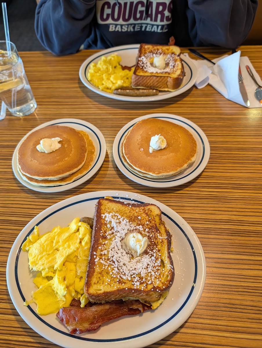 IHOP Photo 3
