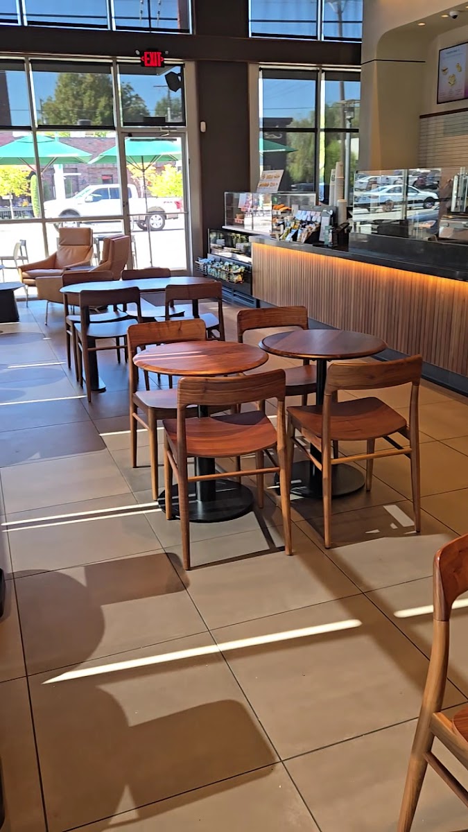 Starbucks Photo 2