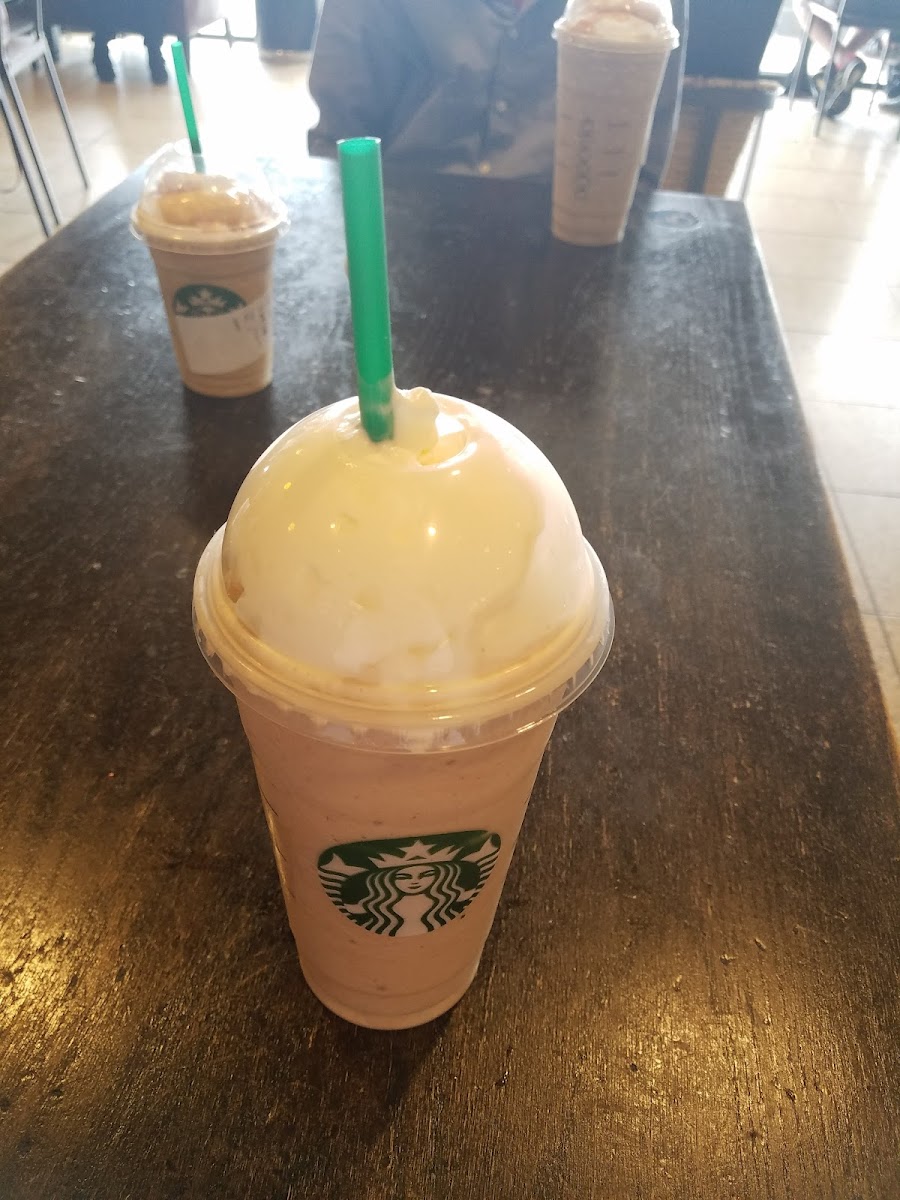 Starbucks Photo 5