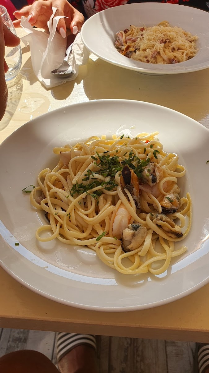 Restaurant Pescăresc Între Ape Photo 8