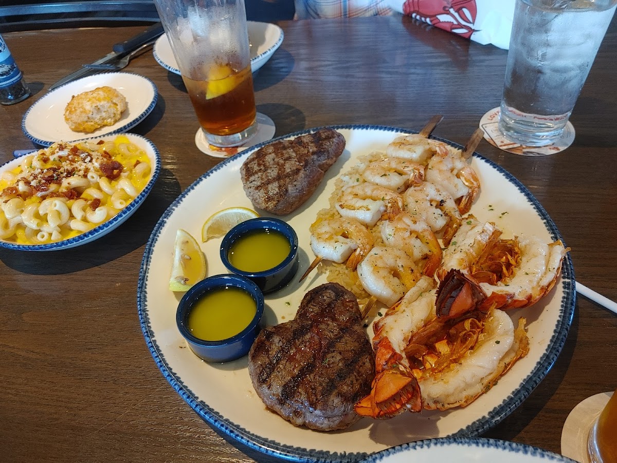 Red Lobster Photo 8