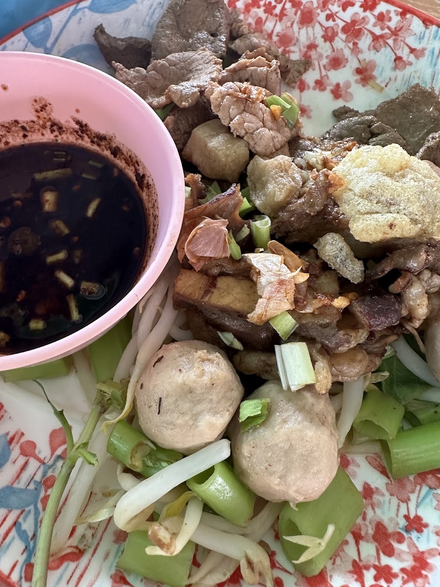 ตากะยายก๋วยเตี๋ยวเรือเจ้าเก่า สาขา2 (คลองห้า) Photo 10