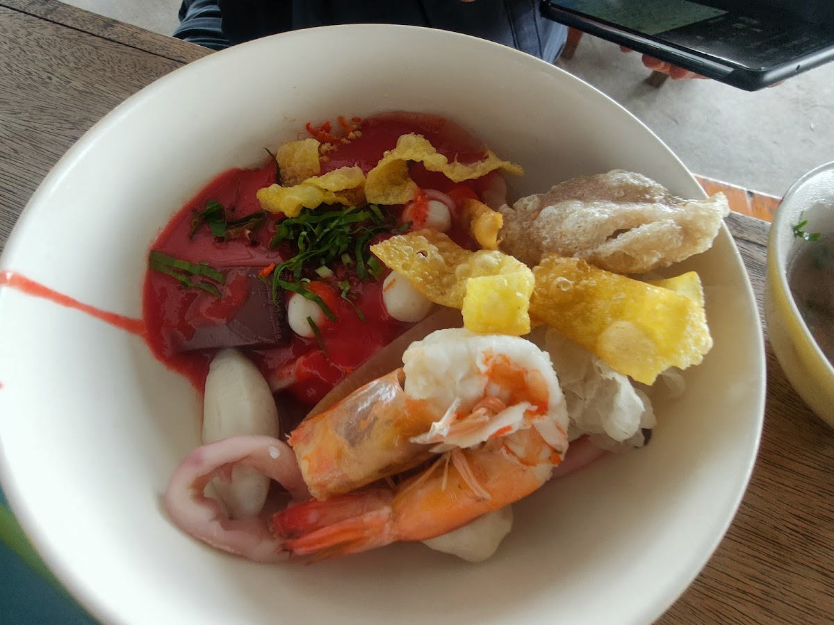 ตากะยายก๋วยเตี๋ยวเรือเจ้าเก่า สาขา2 (คลองห้า) Photo 4