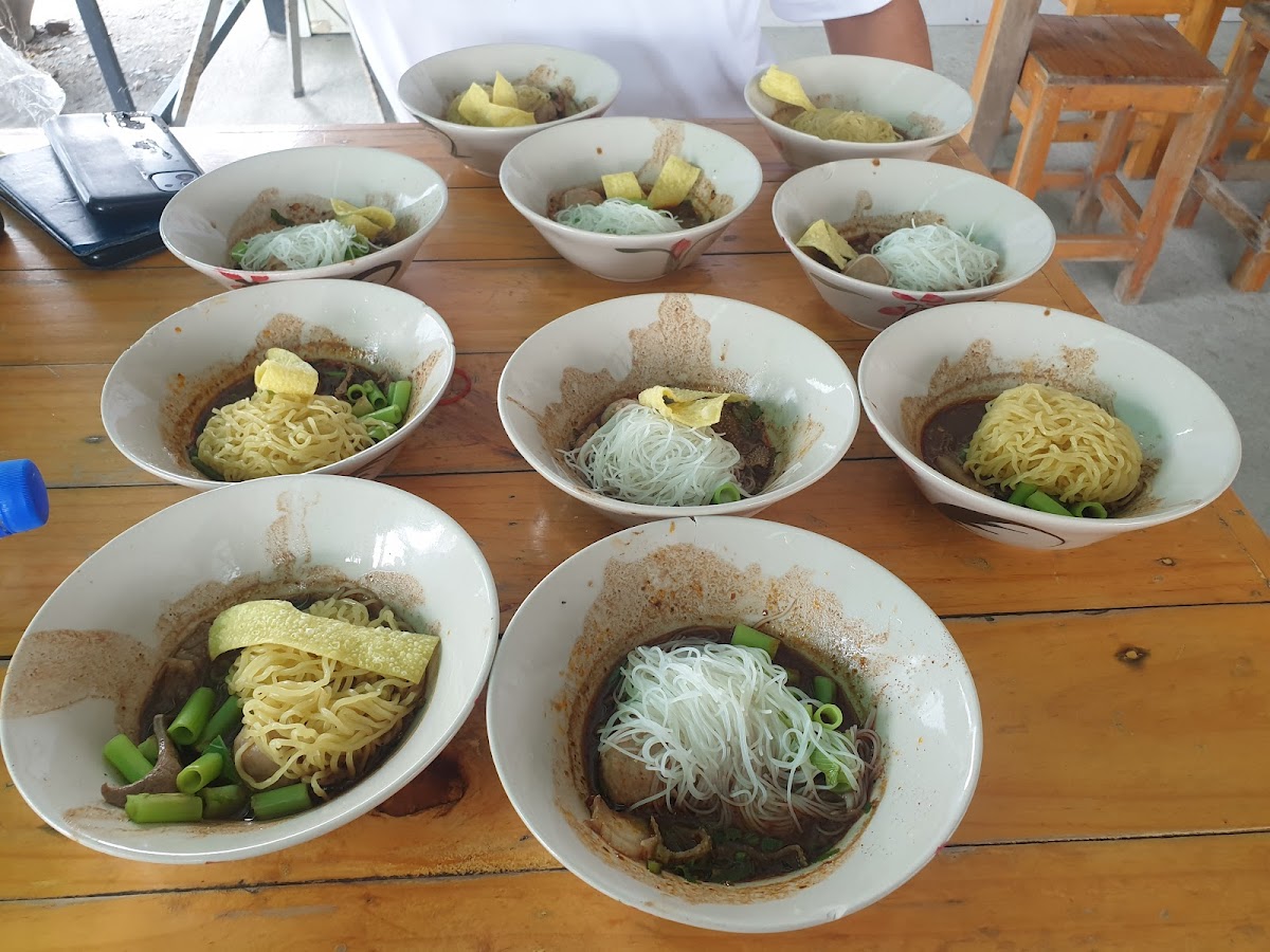 ตากะยายก๋วยเตี๋ยวเรือเจ้าเก่า สาขา2 (คลองห้า) Photo 5