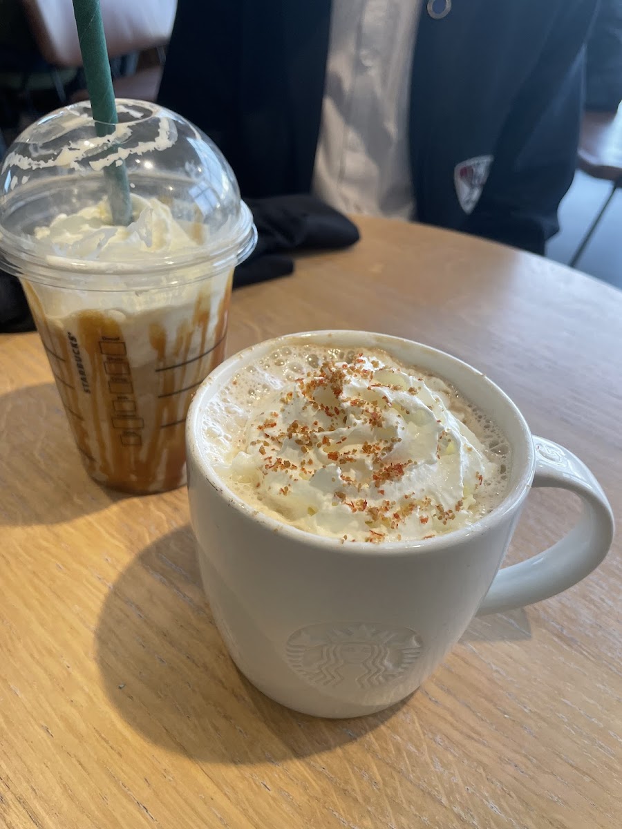 Starbucks Photo 3